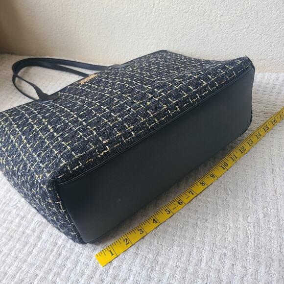 Badgley Mischka Elegant Black and Gold Women's Tote Bag - Picture 10 of 11